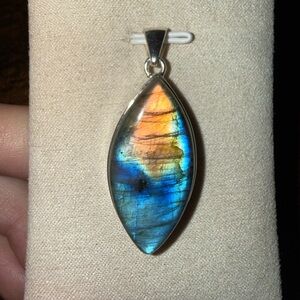 Labradorite pendant